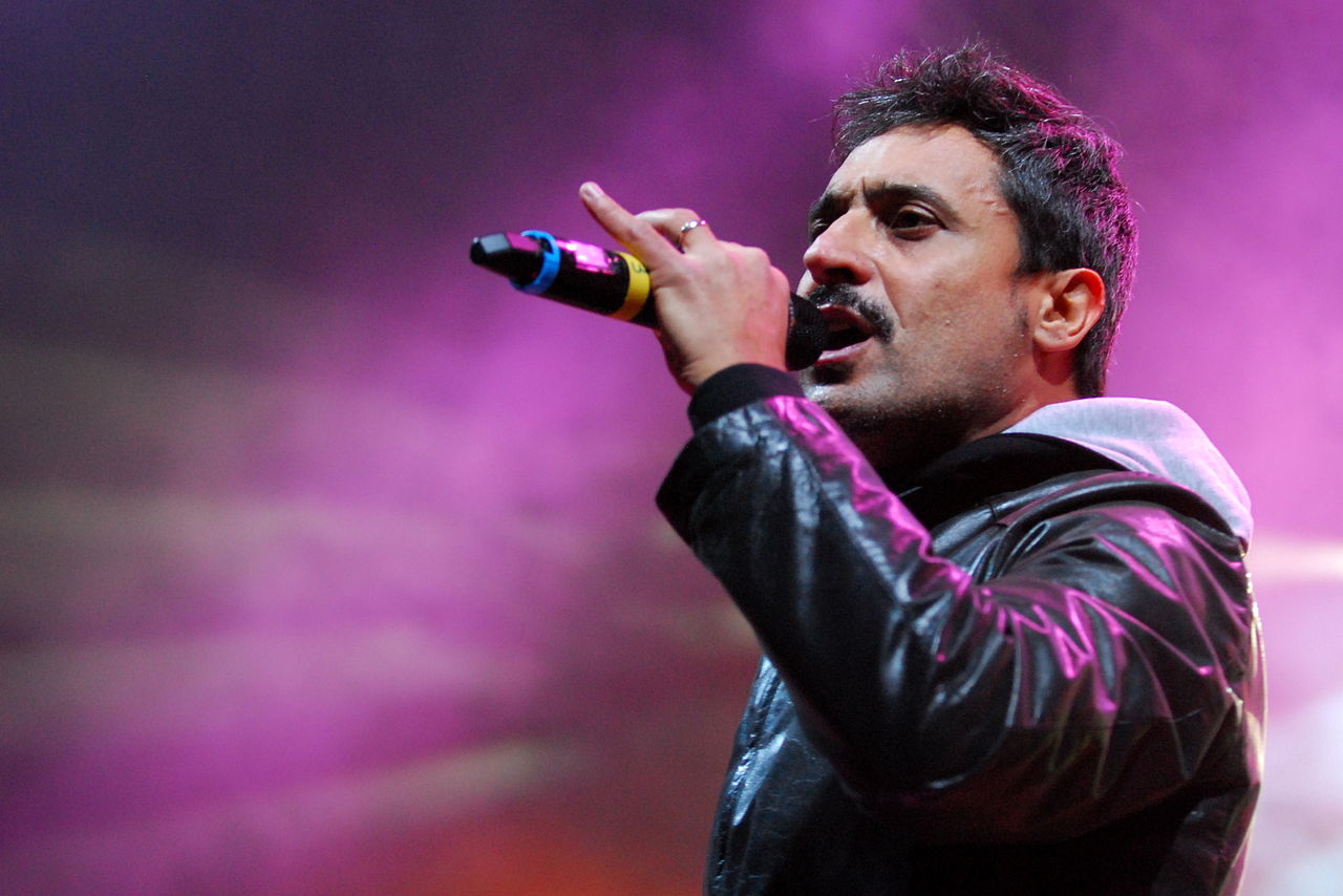 Rock Meets Pop: How Bambole di Pezza and D'Avena Reinvent Occhi di Gatto at Sanremo